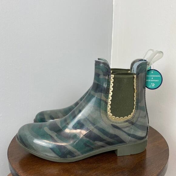 Jack Rogers Green Camo Sallie Print Rainboot Rain Ankle Bootie Sz 8 - Picture 1 of 9